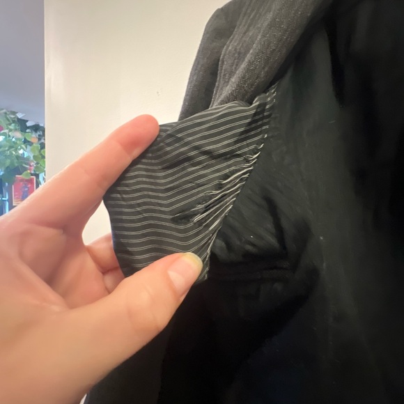 Men's Gray Suit Jacket - Picture 7 of 7